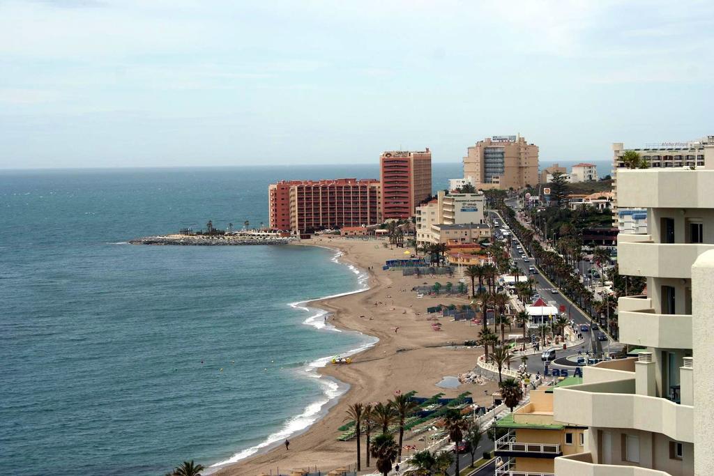 "Vive Benal Beach" Estudios Con Vistas Al Parque Acuatico Benalmádena Exterior foto